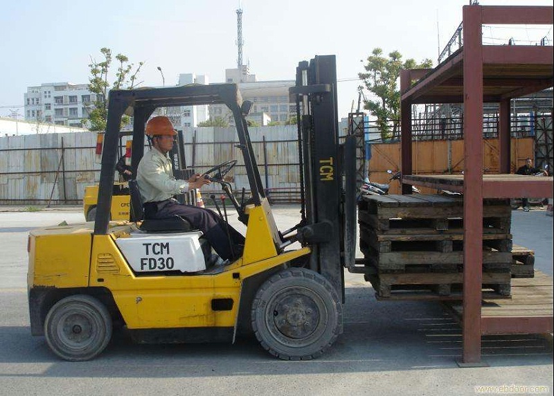 金屬托盤(pán)是立體倉(cāng)庫(kù)絕對(duì)C位