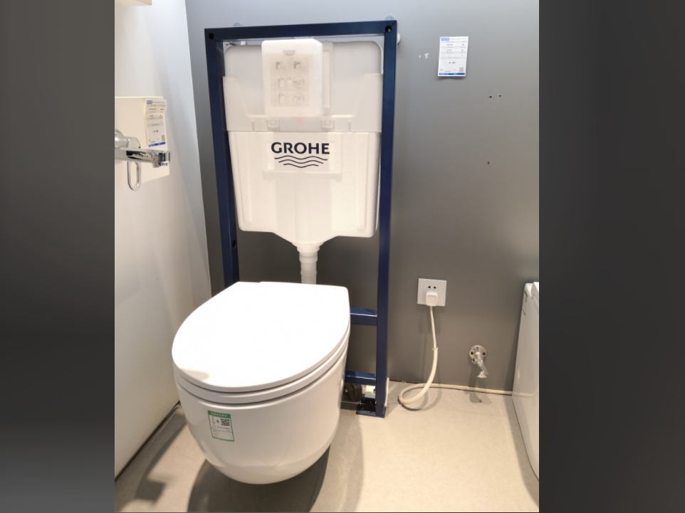 隱藏式馬桶支架：衛(wèi)浴空間的美學革命